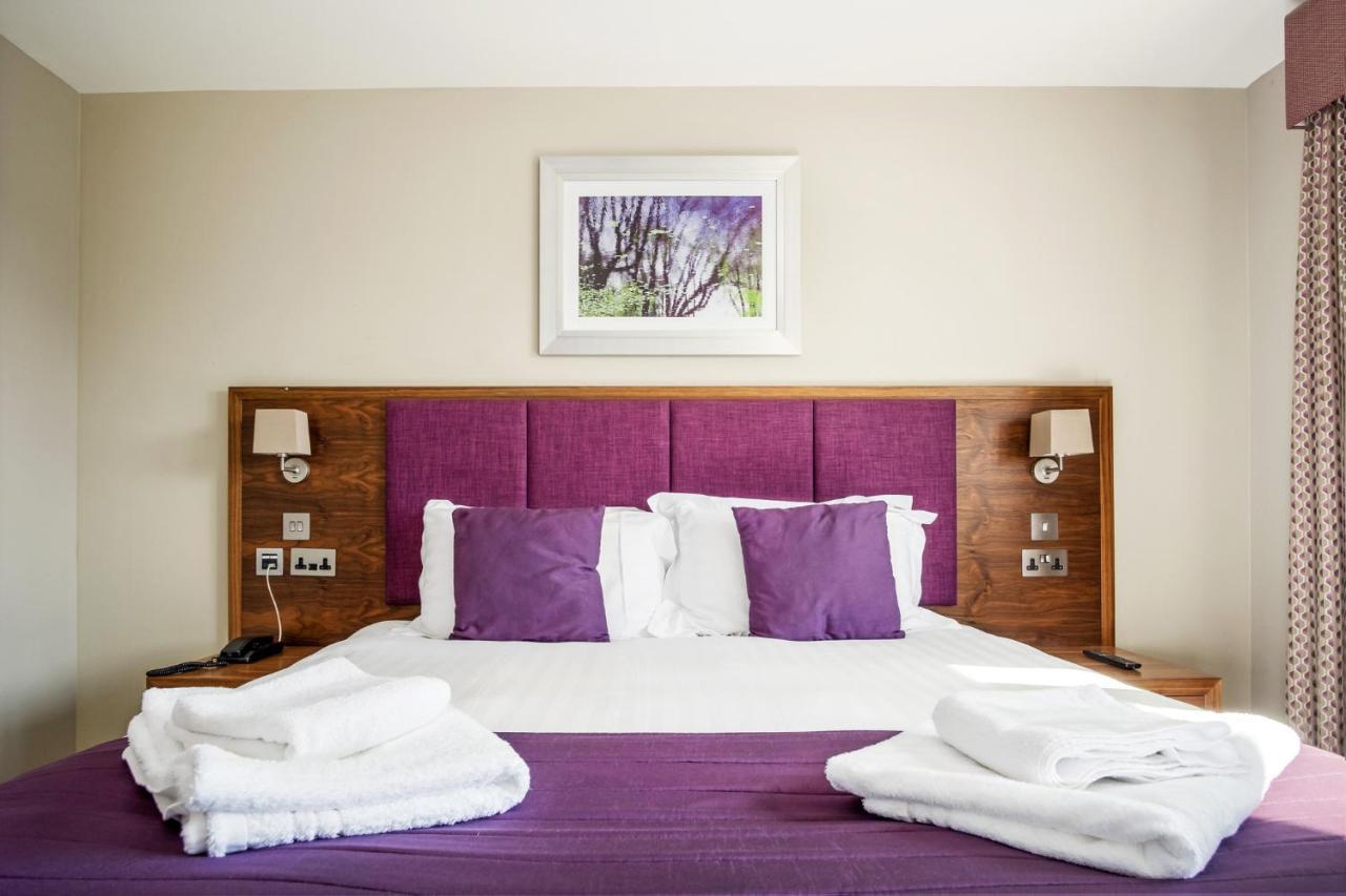 Grand Doppelzimmer mit Aussicht auf den Golfplatz