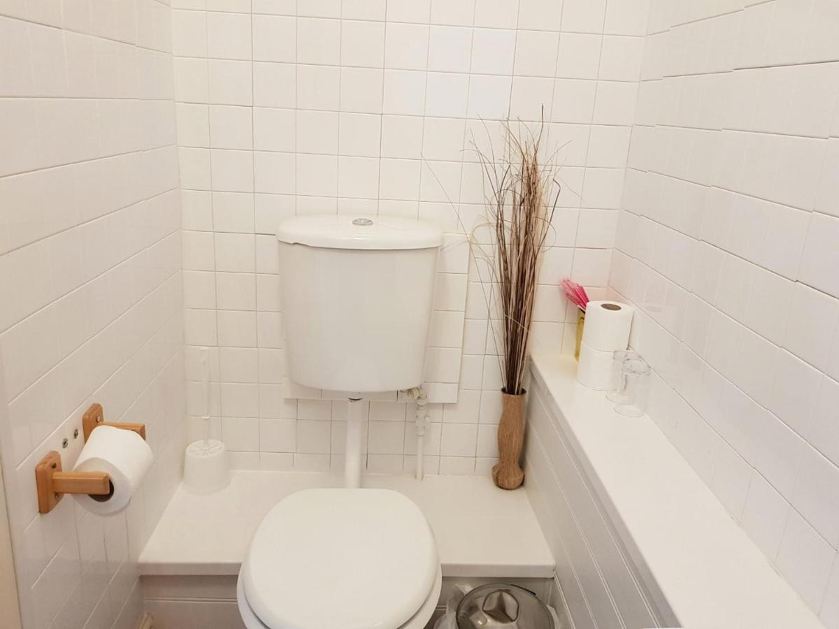 Large Single Room