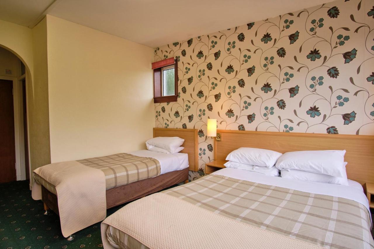 Twin Room with View
