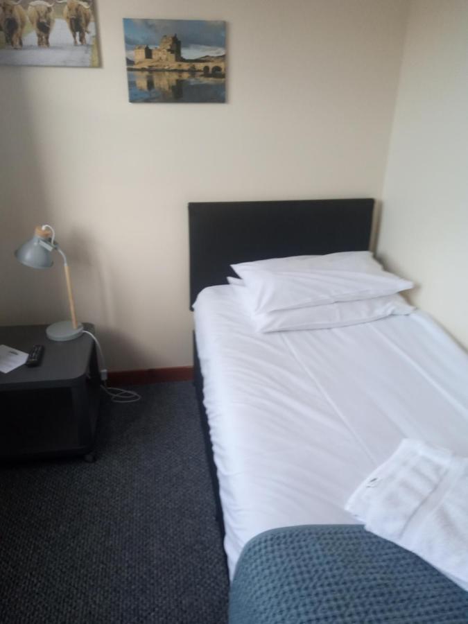 Standard Single Room with Shower