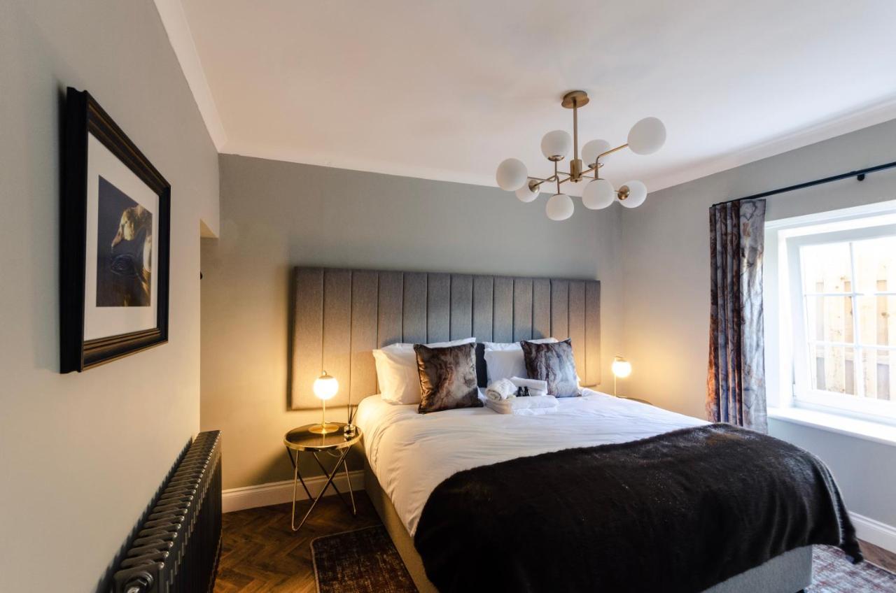 Ground Floor King or Twin Suite