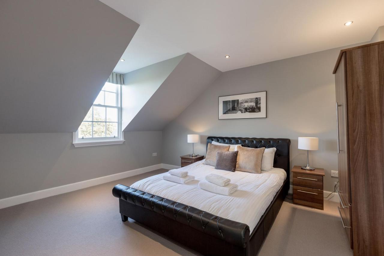 Classic One-Bedroom Apartment