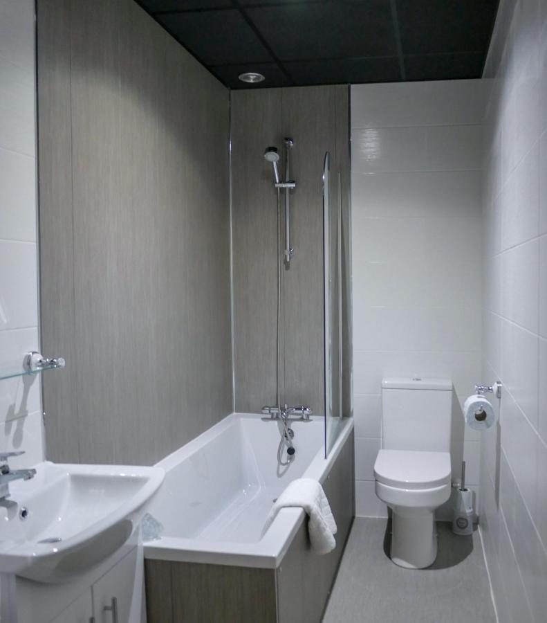Deluxe Double Room with Shower