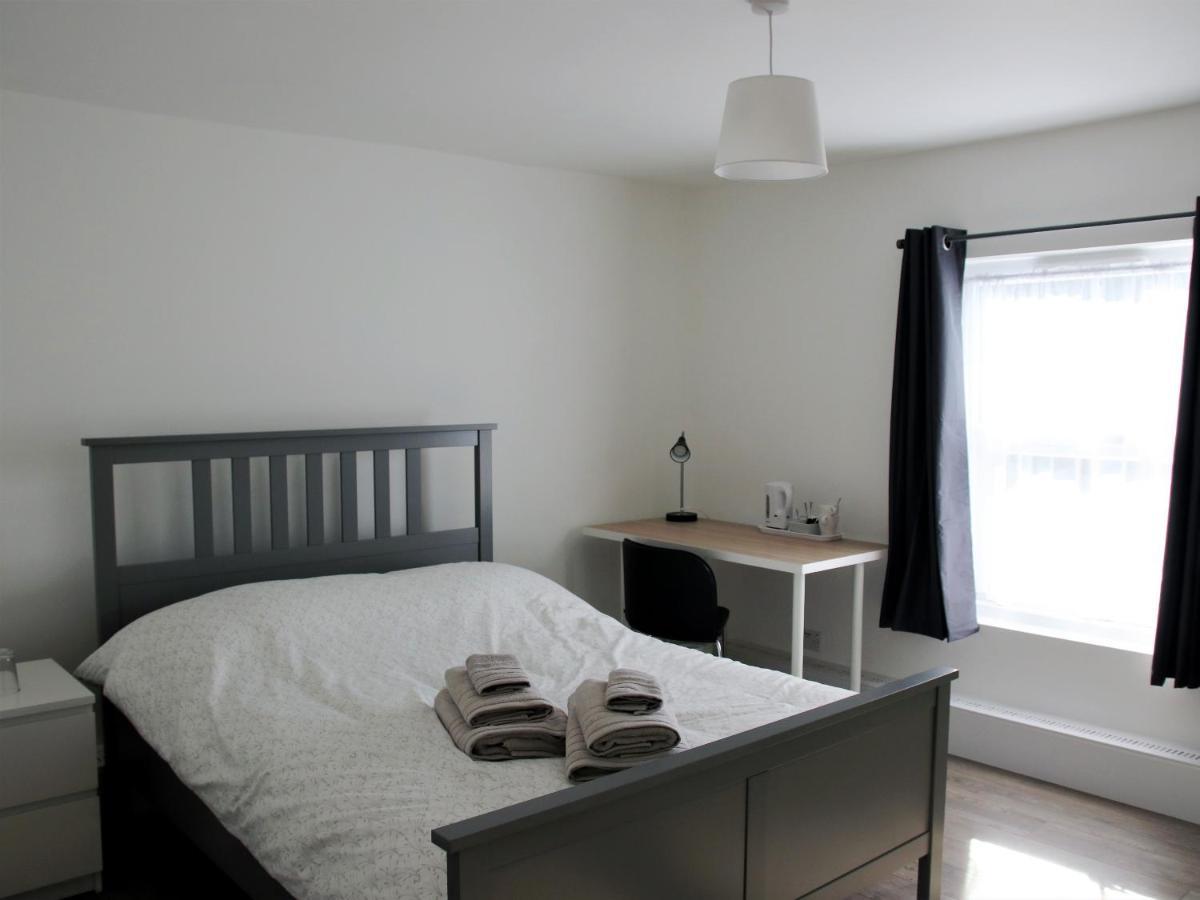 Standard Double Room with Shared Bathroom