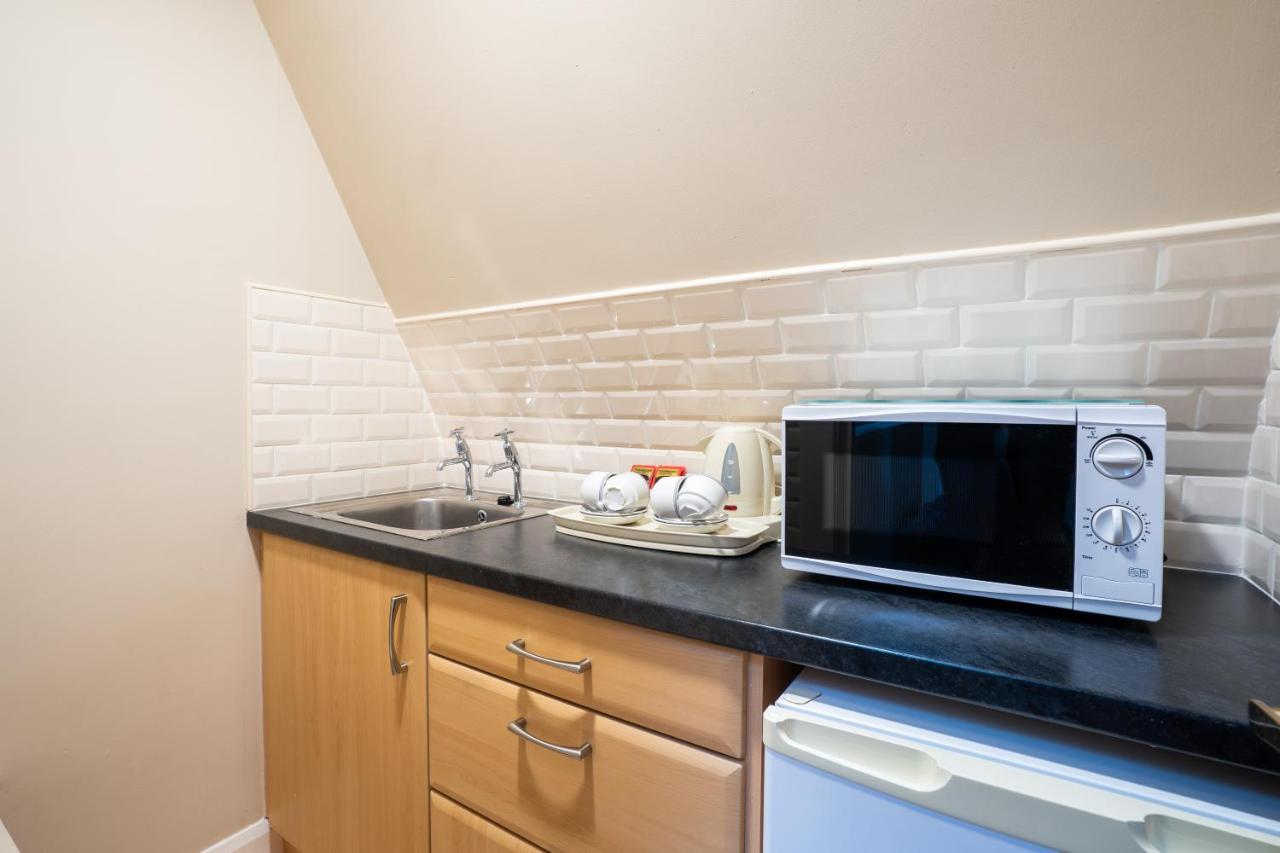 Standard Family Room Mini Kitchen,1454196268:JPEG