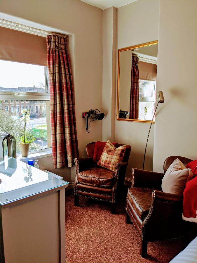 Double Room with Shower