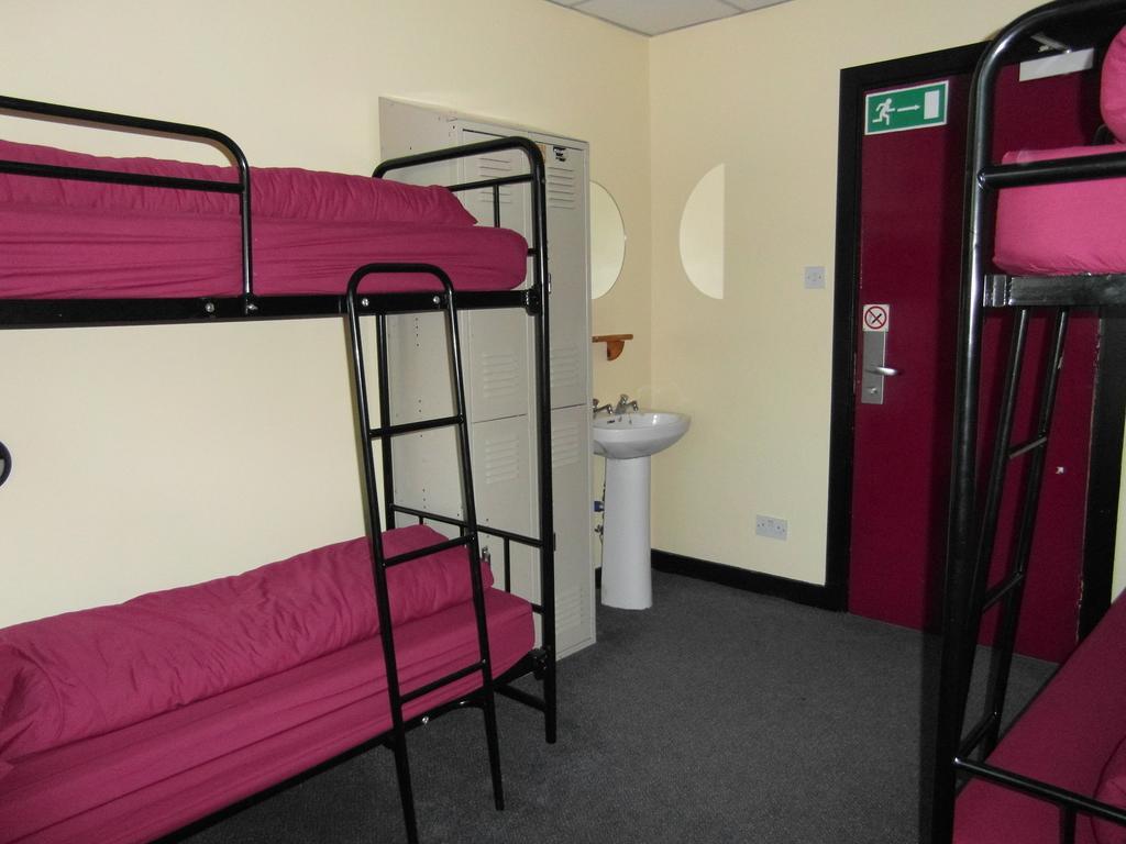 Bed in 4-Bed Mixed Dormitory Room