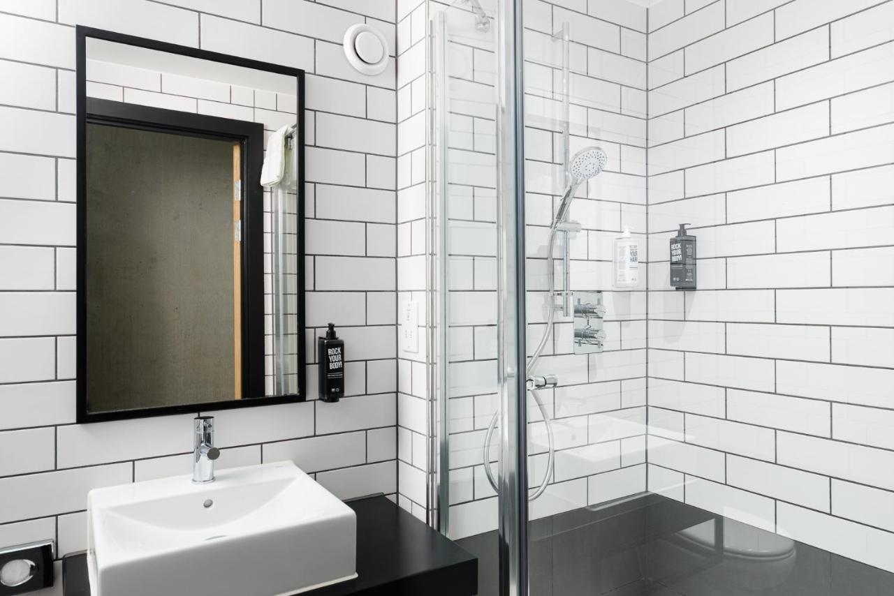 Standard Double Room with En Suite