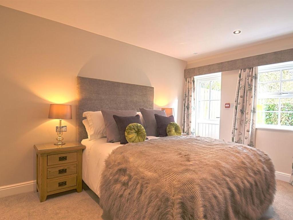 King Room,1589297303:JPEG