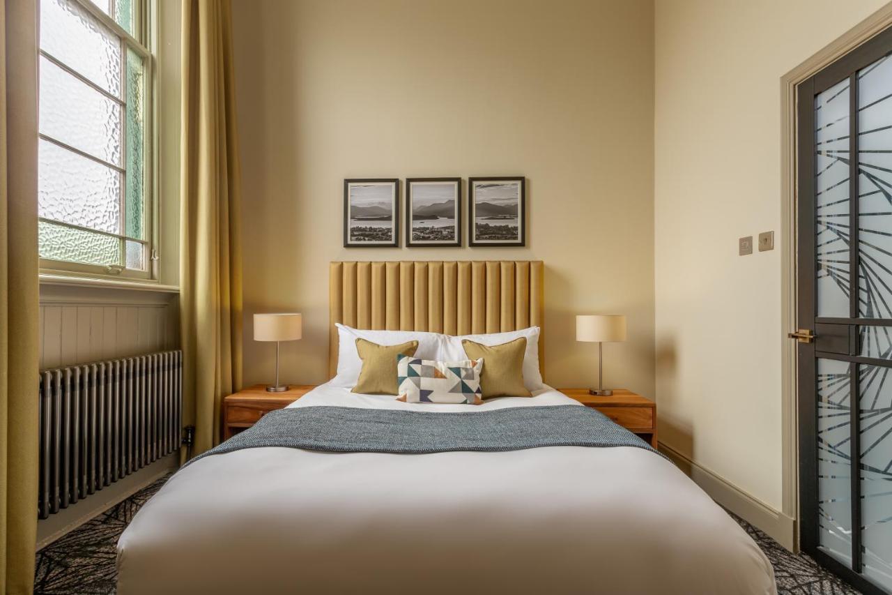 Small Double Room,1771256274:JPEG