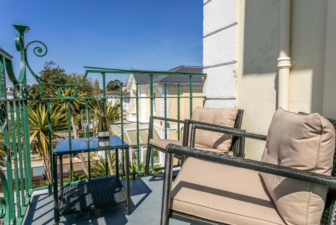 Balcony Suite with Partial Sea View