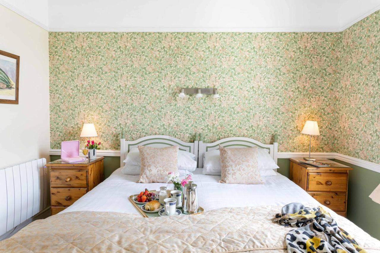 Double or Twin Room with Garden View