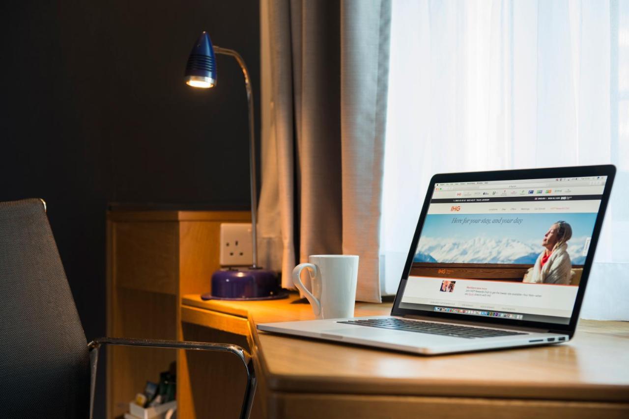 Room allocated on Arrival with Free Hot Breakfast