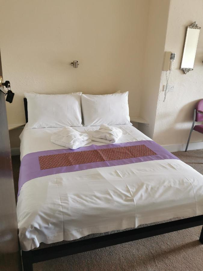 Budget Double Room,1138521322:JPEG