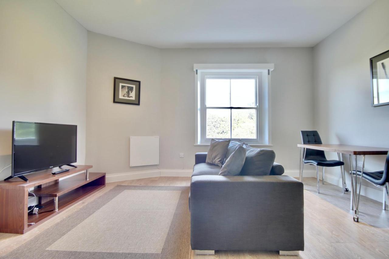 Standard Twin or King Room