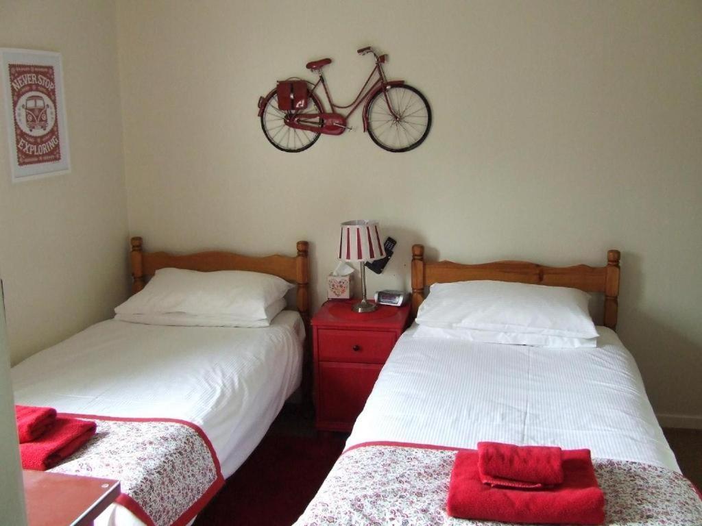 Small Twin Room