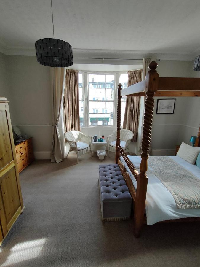 Spacious Four Poster Double Room