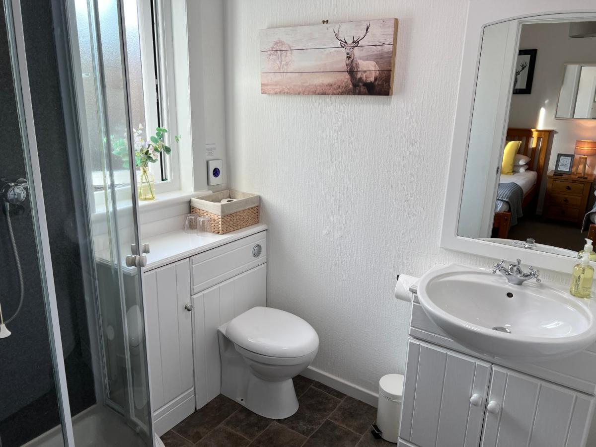 Single Room with Private Bathroom
