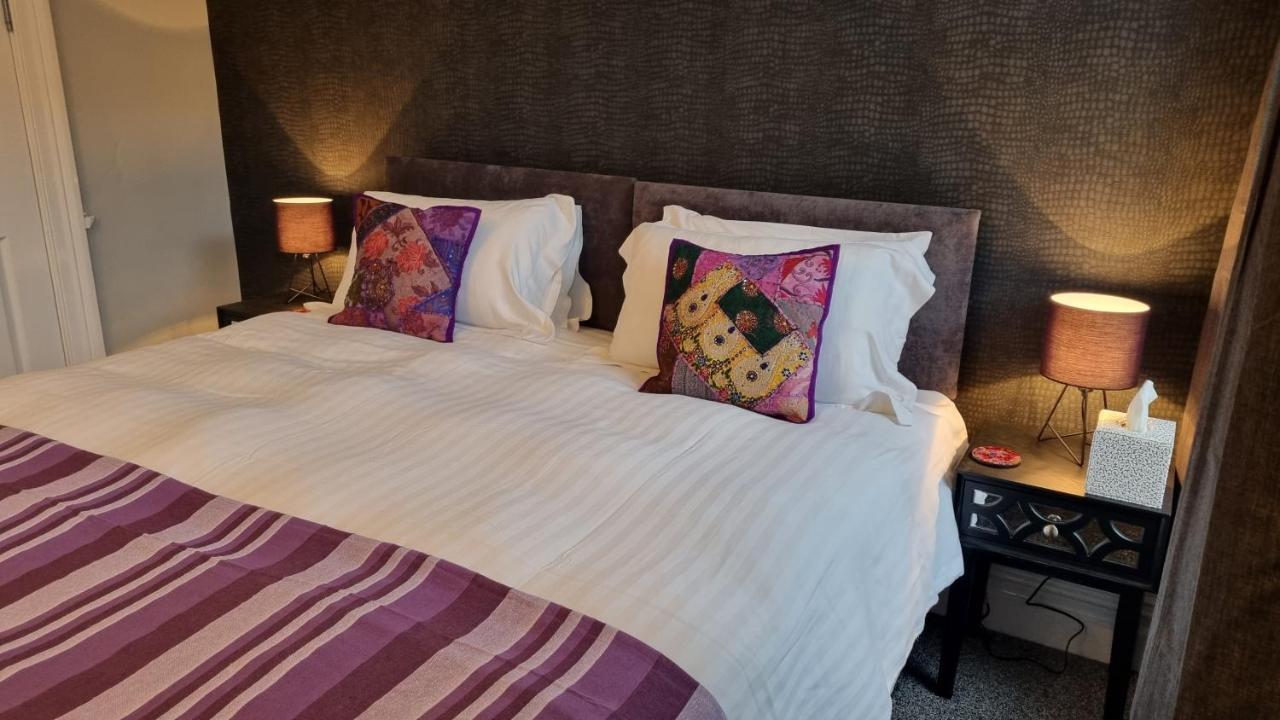 Superior King or Twin Room,1187725213:JPEG