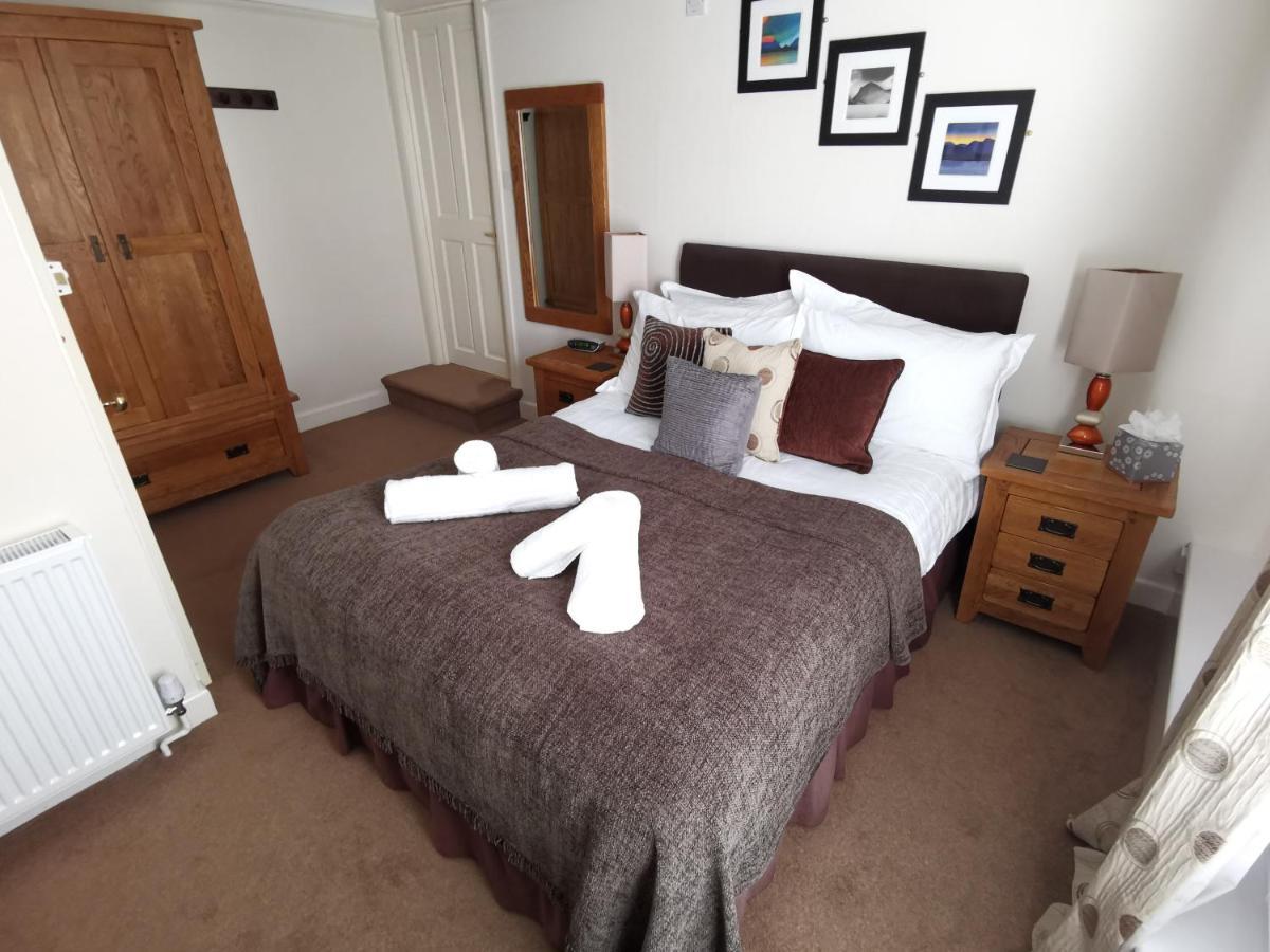 Double Room Private Bathroom