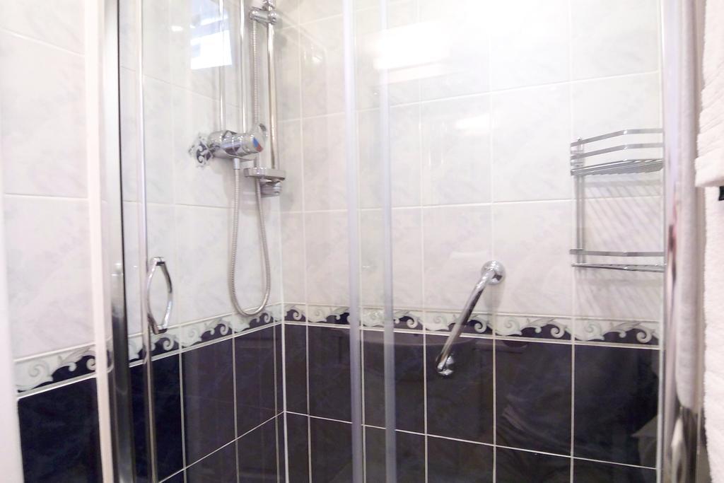 Superior Ground Floor Double/Twin