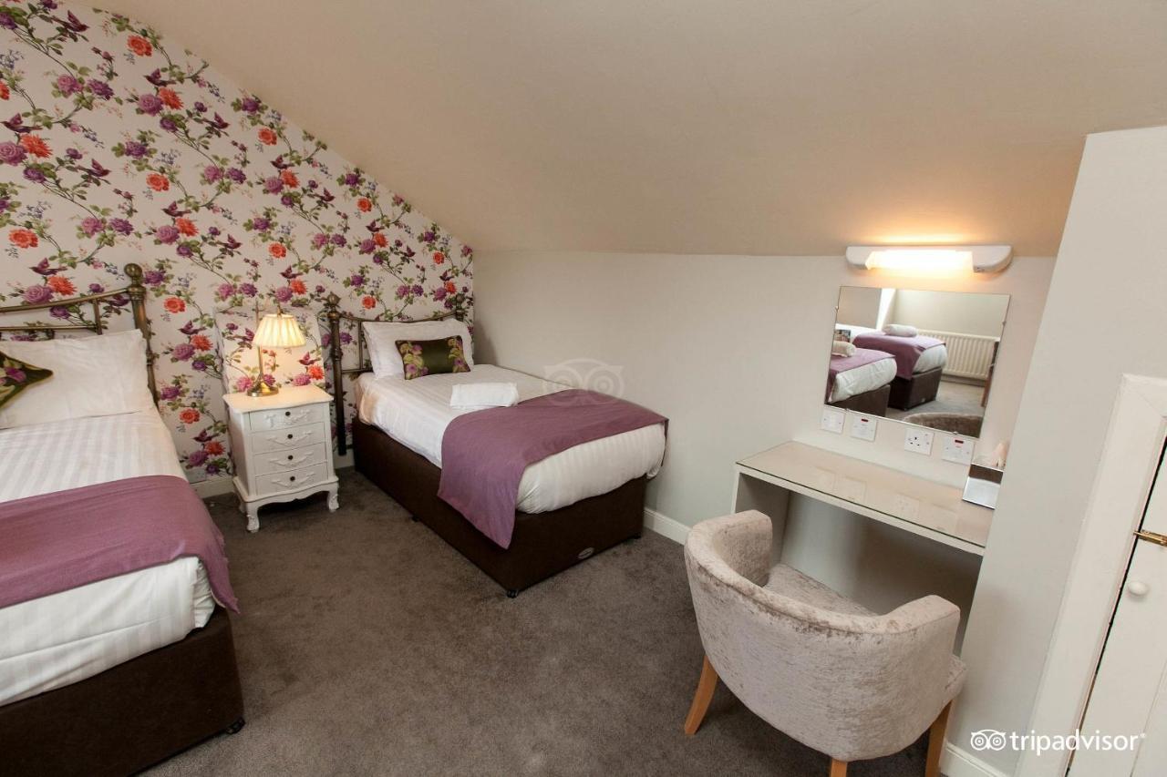Deluxe Quadruple Room,1351787797:JPEG