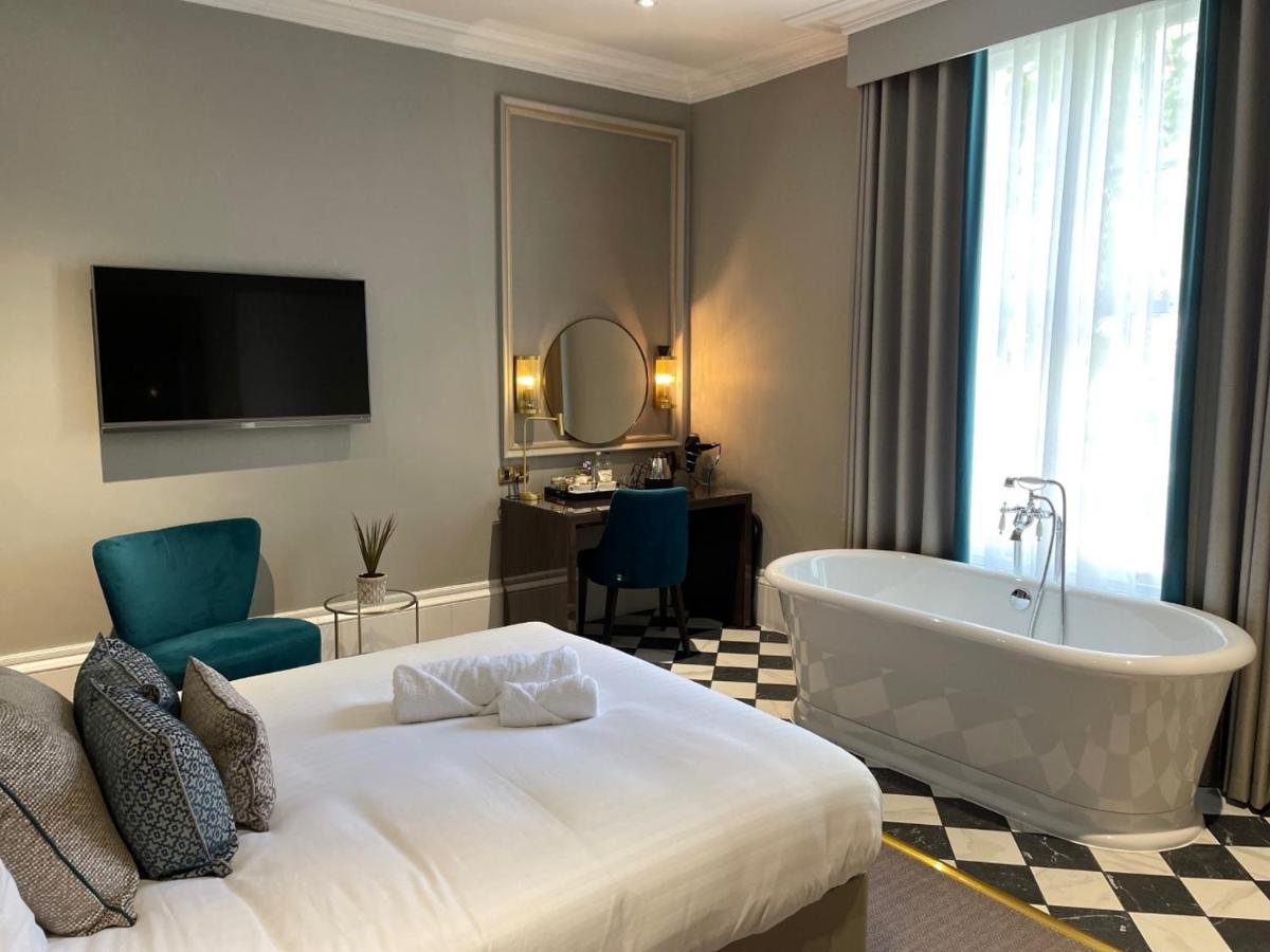 Deluxe Double Room with Bath
