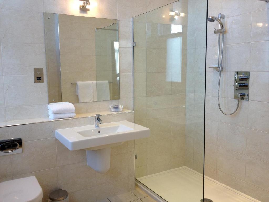 Twin Room - Ground Floor