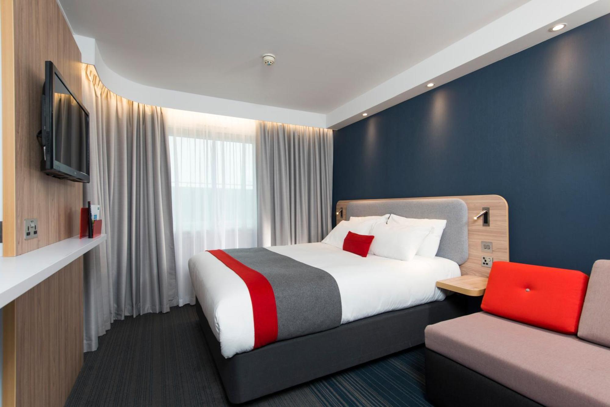 Standard Double Room with Free Hot Breakfast