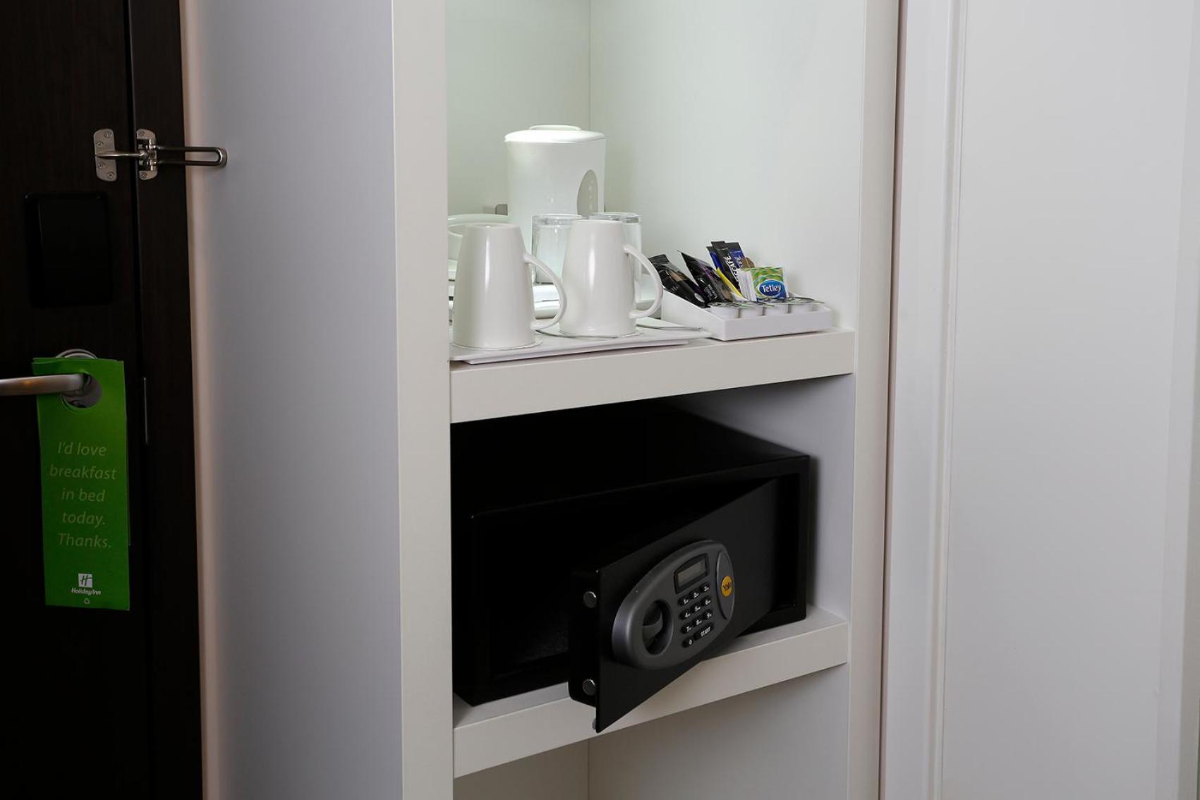 Double Room,1279375375:JPEG