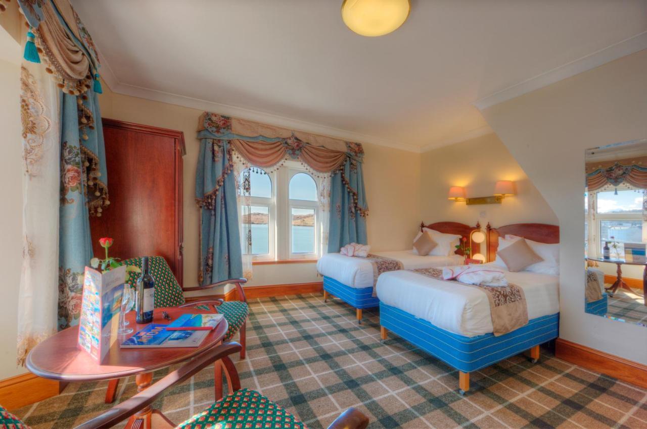 Twin Room with Sea View