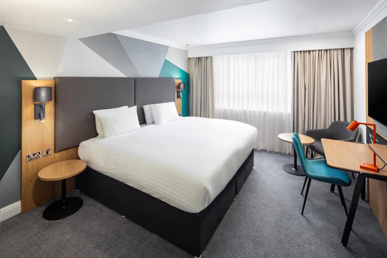 Standard King Room - Disability Access