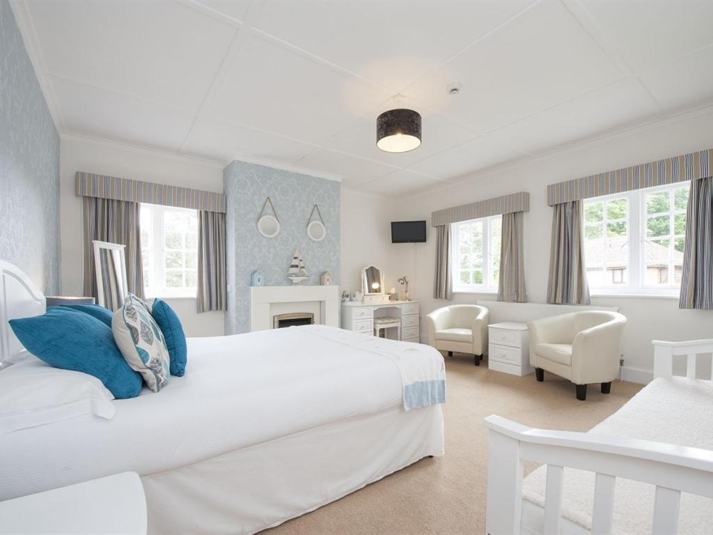 Standard King Room