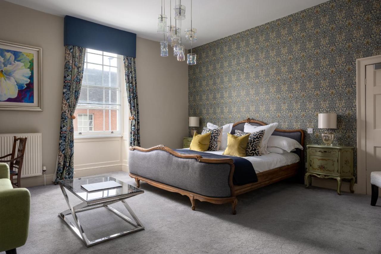 Simmonds Room