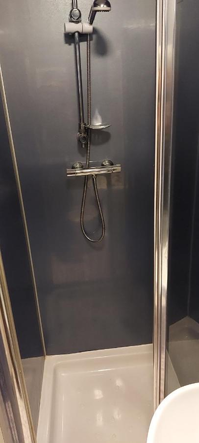 Double Room Private Bathroom,1352646604:JPEG