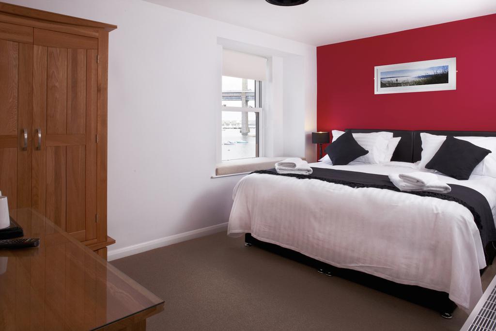 Deluxe Double or Twin Room with River View