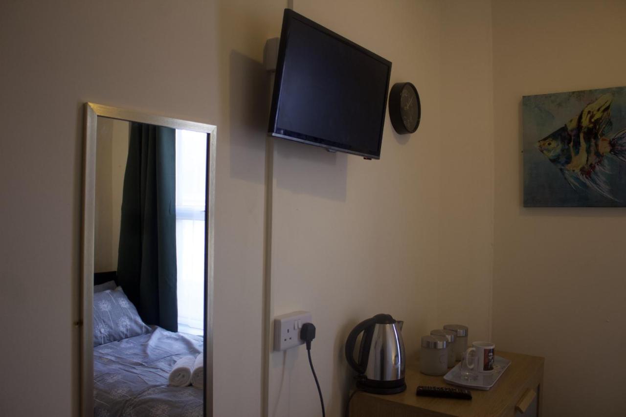 Single Room with Shower