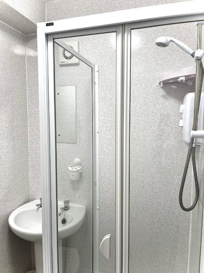 Double Room,1387964231:JPEG