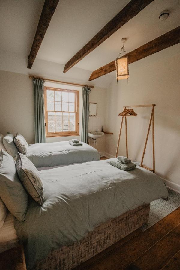 Double Room with Private External Bathroom