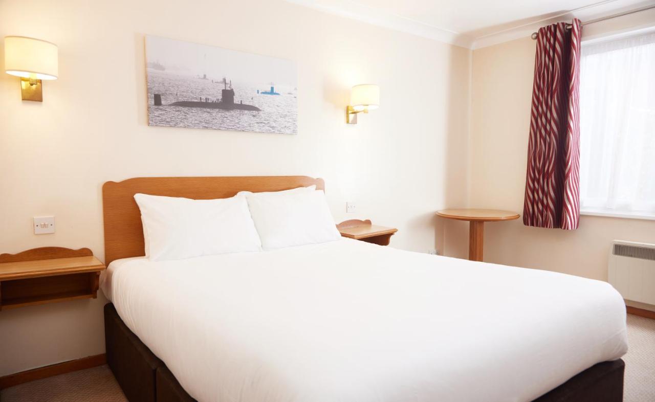 Double Room,1399073387:JPEG