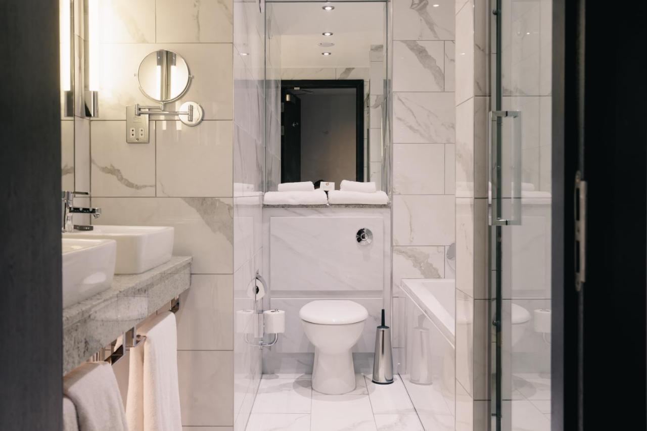 Suite with Sauna