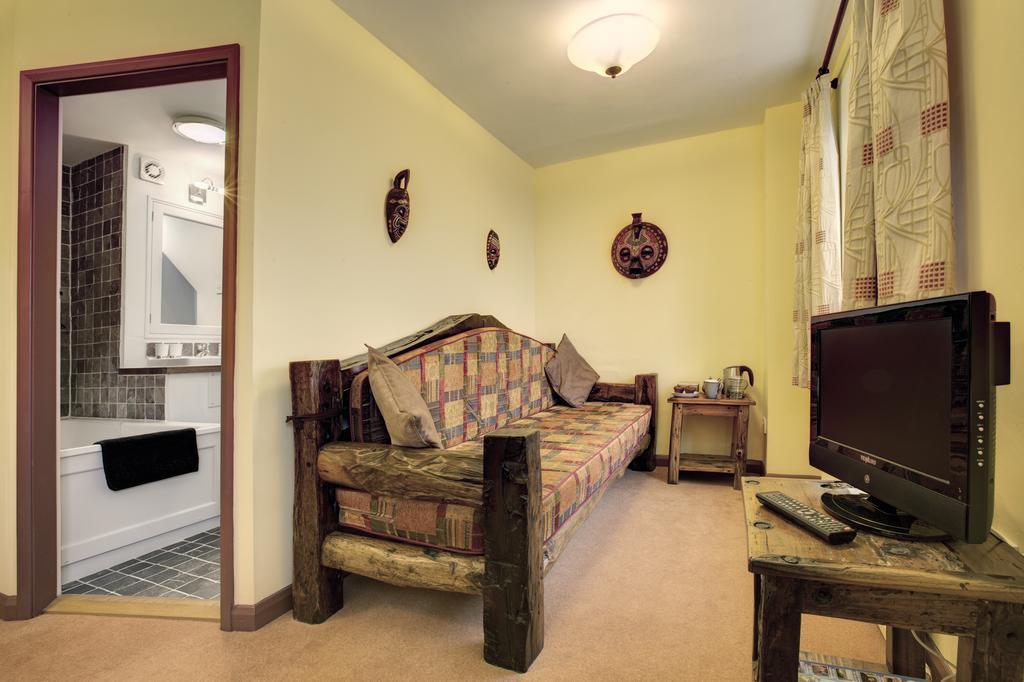 Triple Room with Mountain View