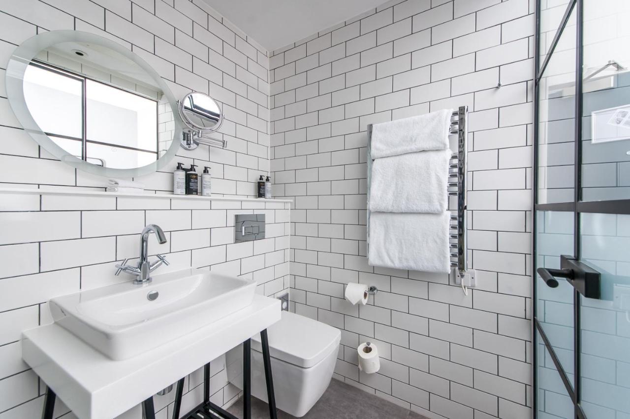Double Room - Cosy Print