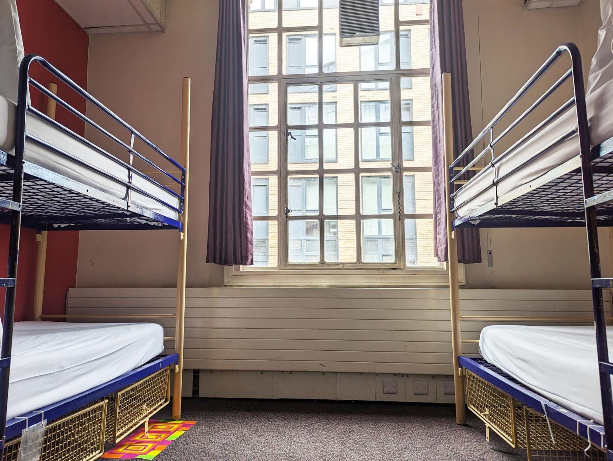 Bed in 4-Bed Mixed Dormitory Room