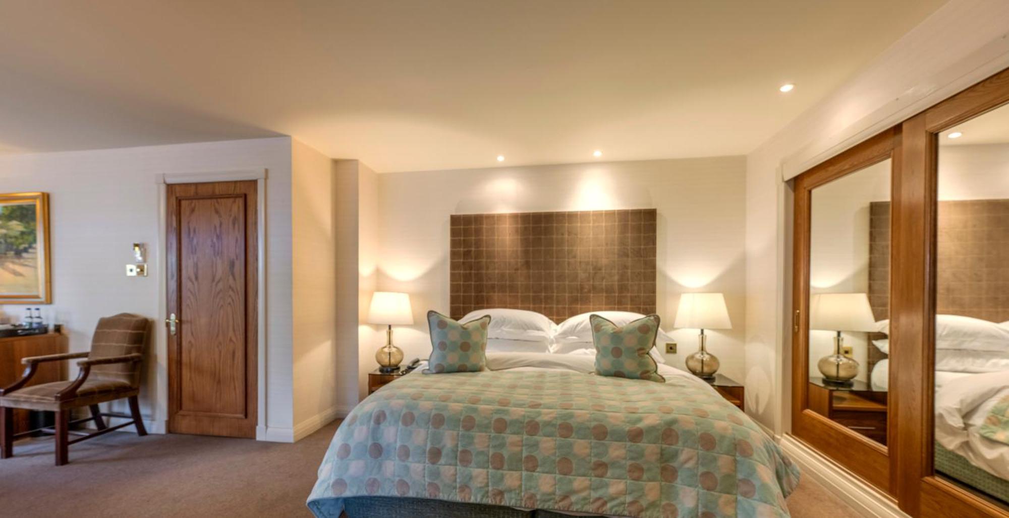 Junior Suite,1500898069:JPEG