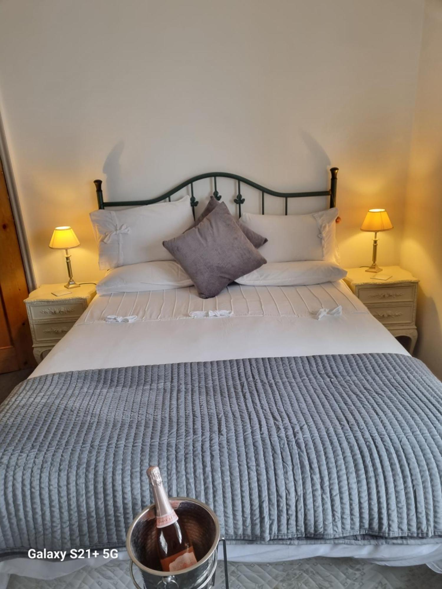 Deluxe Triple Room Sea View,544459839:JPEG