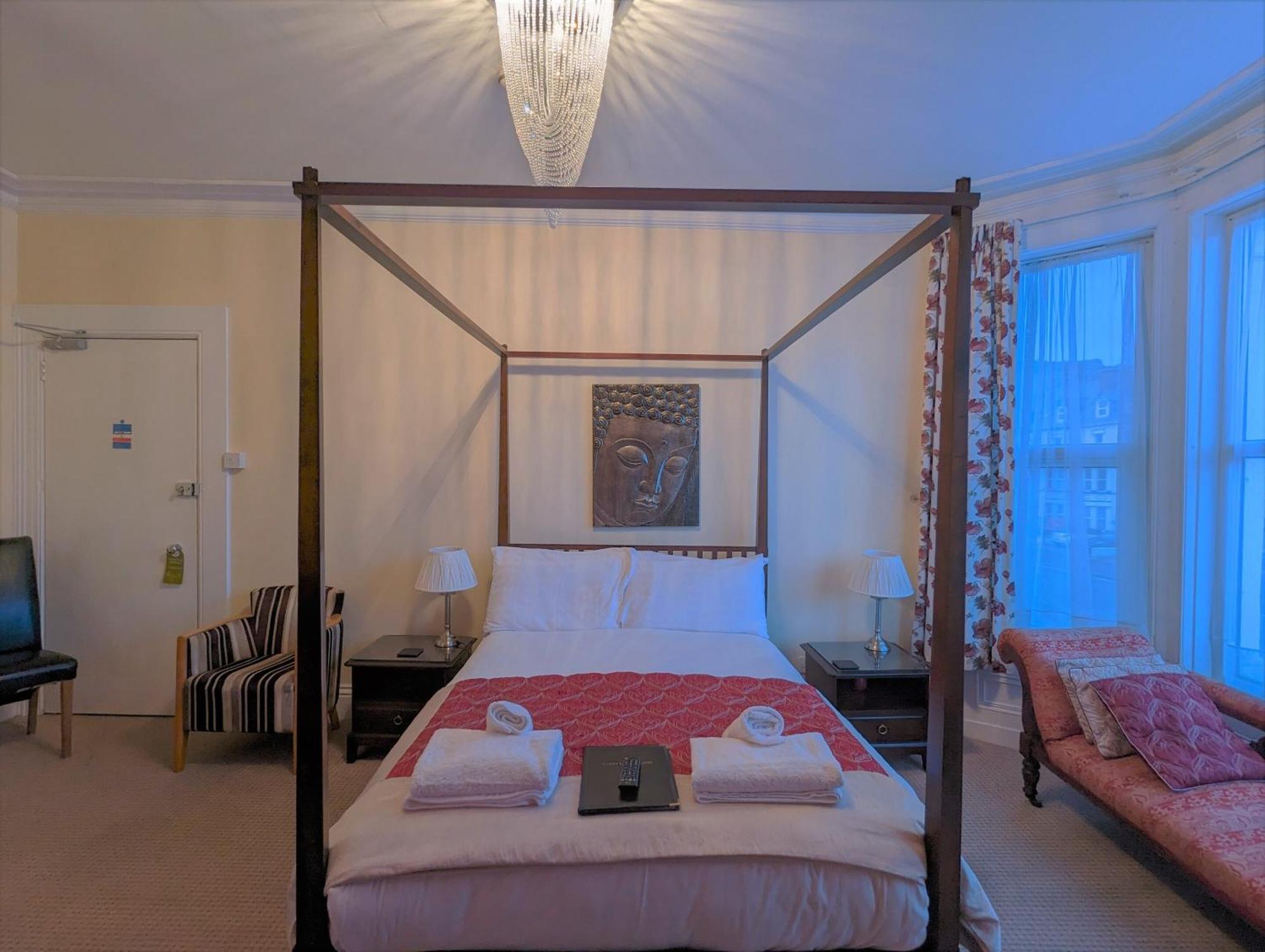 Deluxe Double Room with Shower