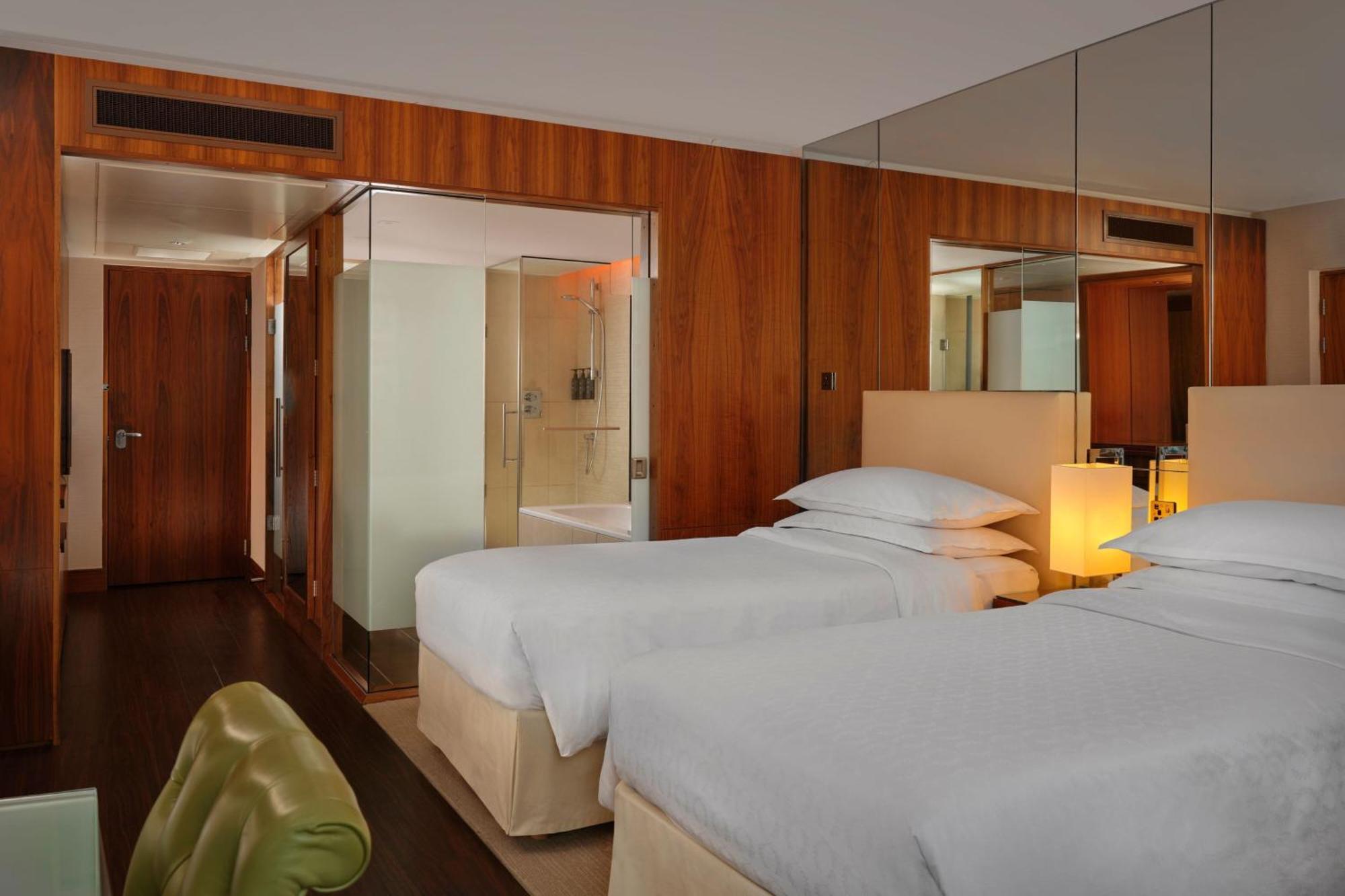 Castle Club Room, Club lounge access, 2 Twin