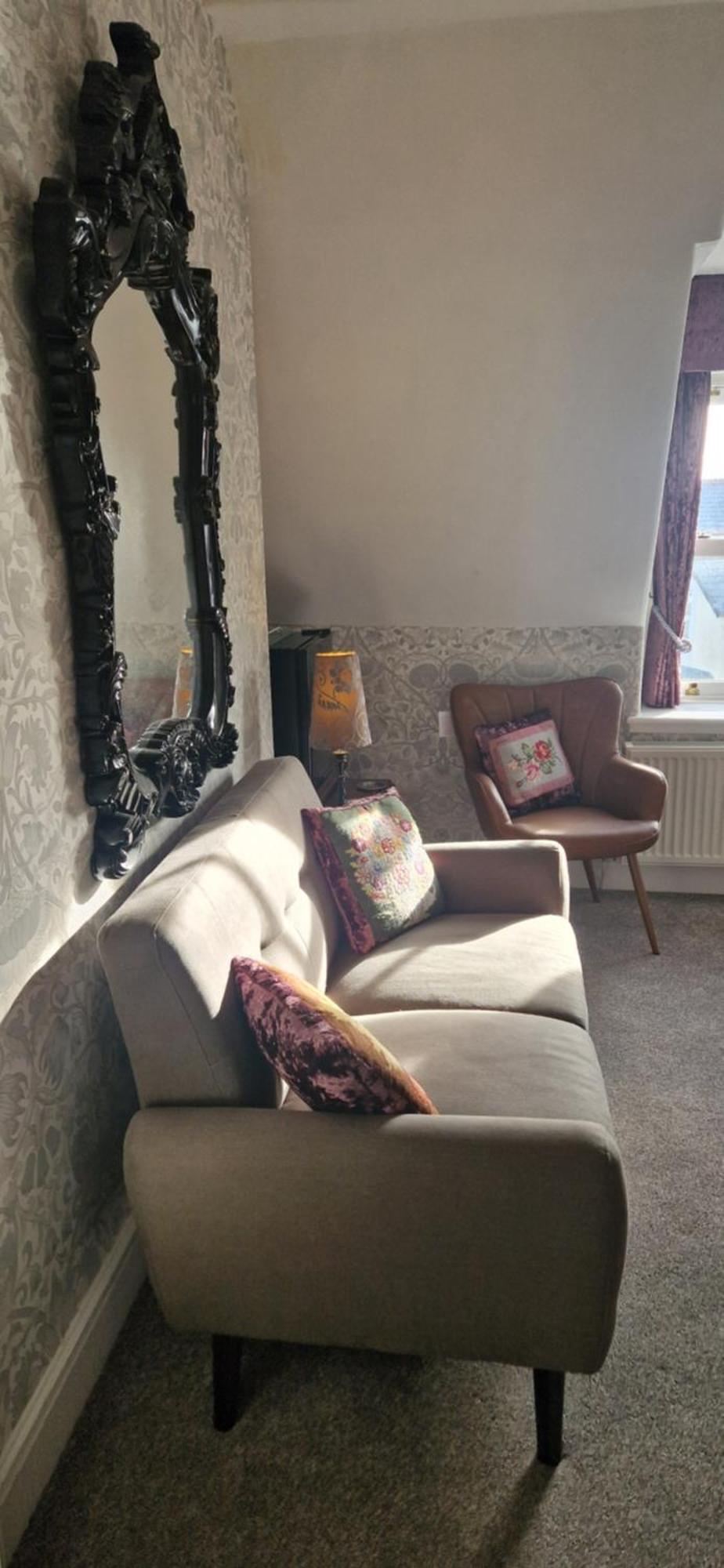 Family Room,1520804881:JPEG