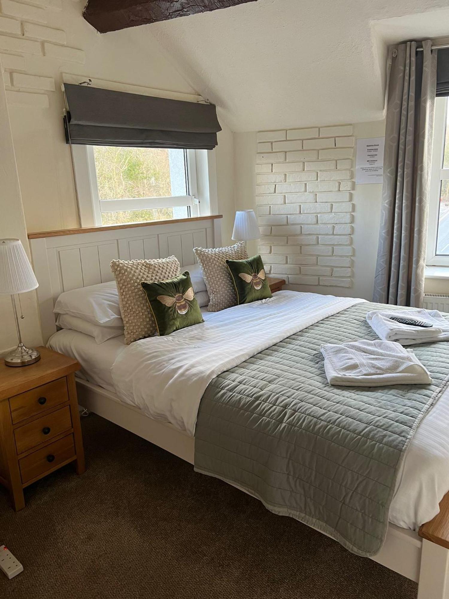 Double Room Mountain Viewwith Private Bathroom 2nd Floor,860410829:JPEG